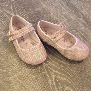 OshKosh Genuine kids dress shoes